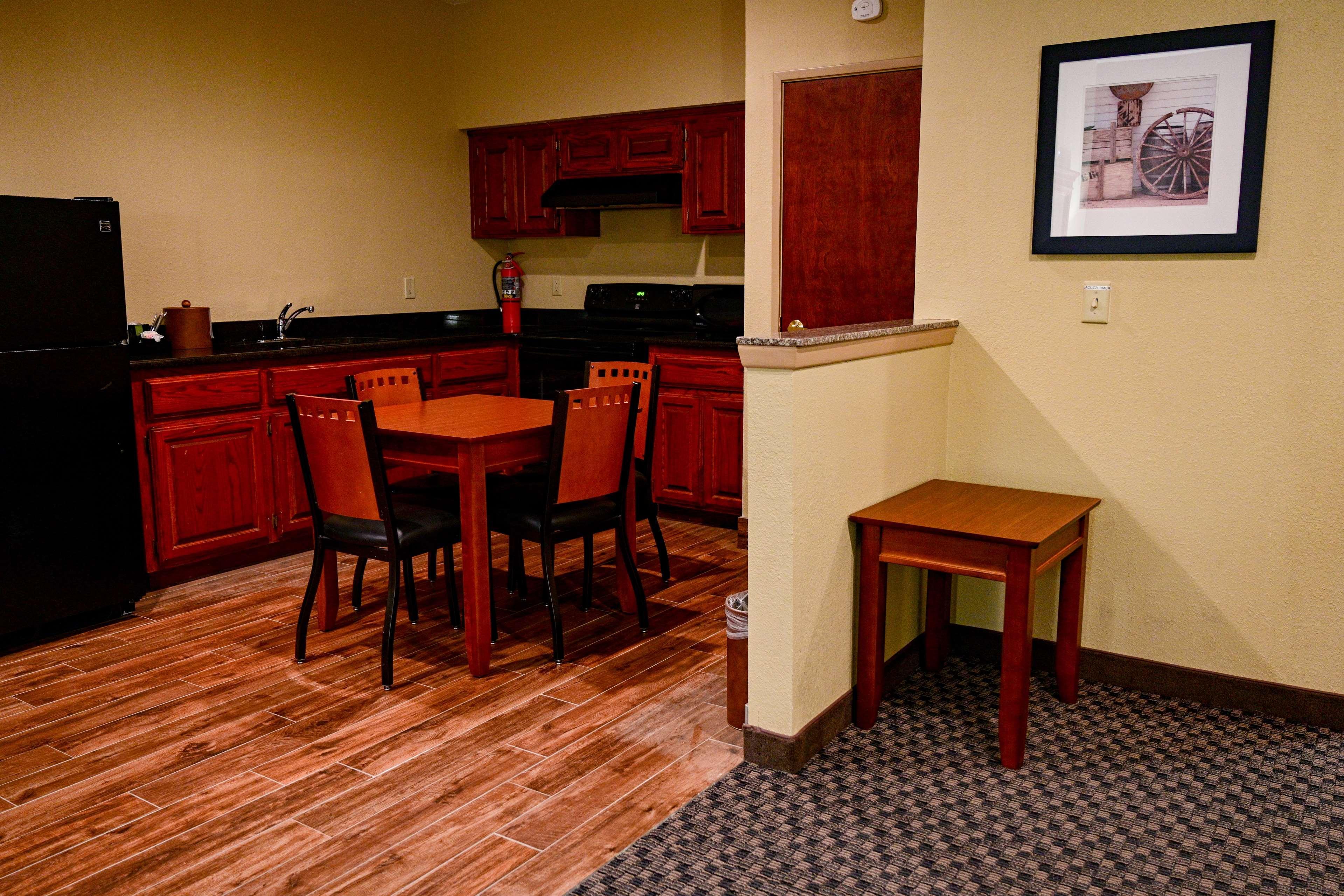 Best Western Plus Shamrock Inn & Suites Dış mekan fotoğraf